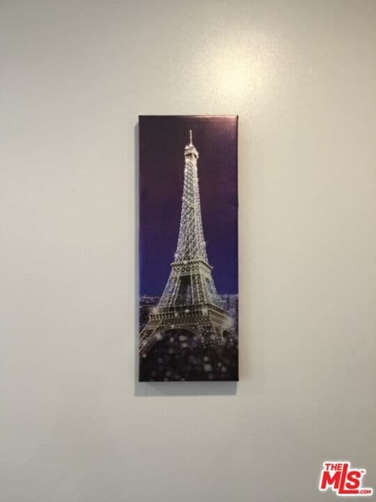 Building Photo - 1348 S Curson Ave