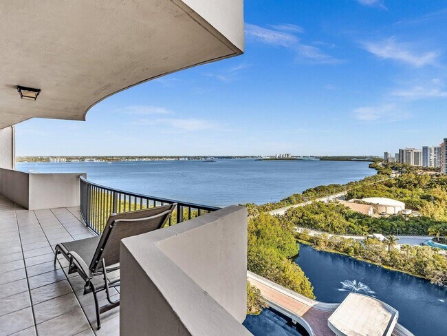 Building Photo - 4200 N Ocean Dr