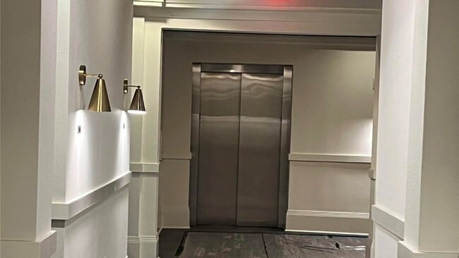 Building Photo - 1508 Blodgett St