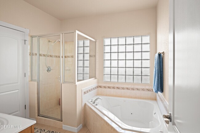 Building Photo - 3309 Tierra Angel Dr