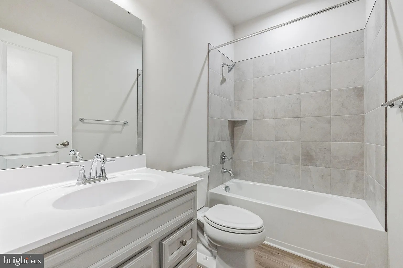 Third floor additional bathroom - 48 Sidney Ln