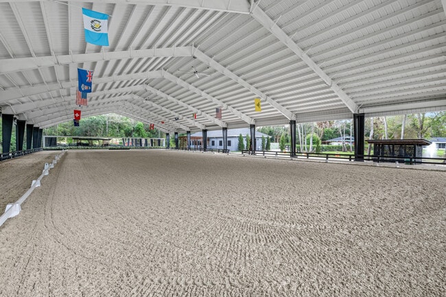 Building Photo - 15161 Collecting Canal Rd