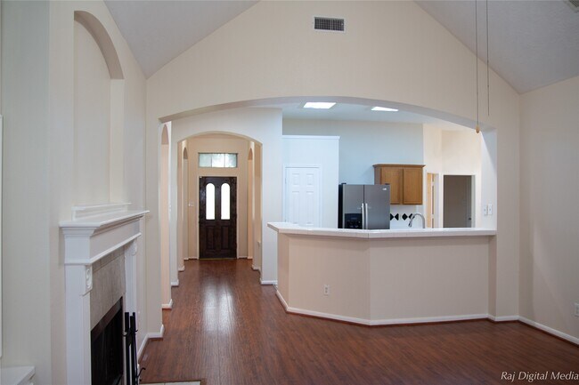 Building Photo - 4918 Pinder Ln