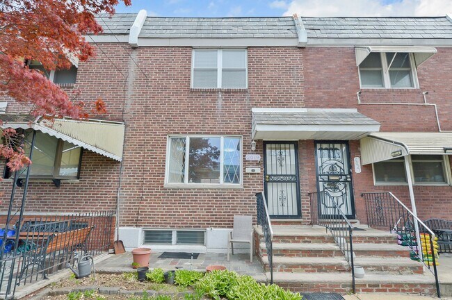 Primary Photo - 2019 S Etting St