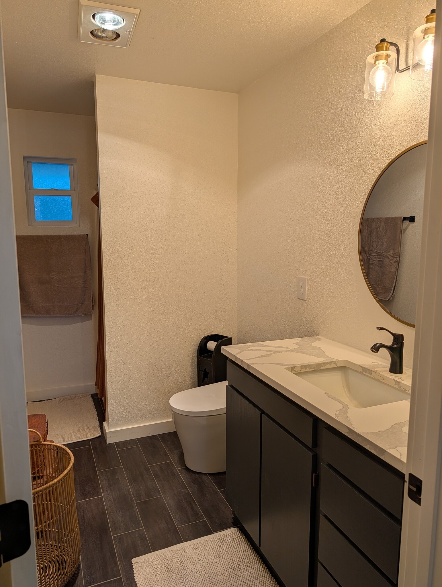 Building Photo - 14618 Kapowsin Hwy E