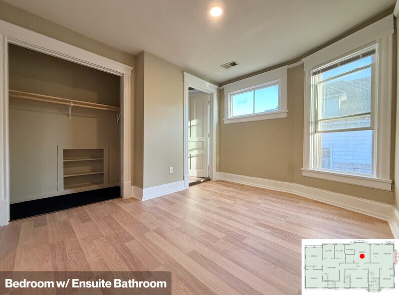 Bedroom w/ Ensuite Bath - 2613 Bryant Ave S