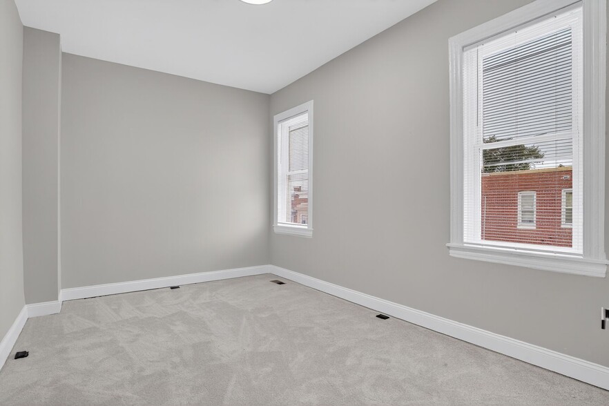 Building Photo - 226 N Payson St