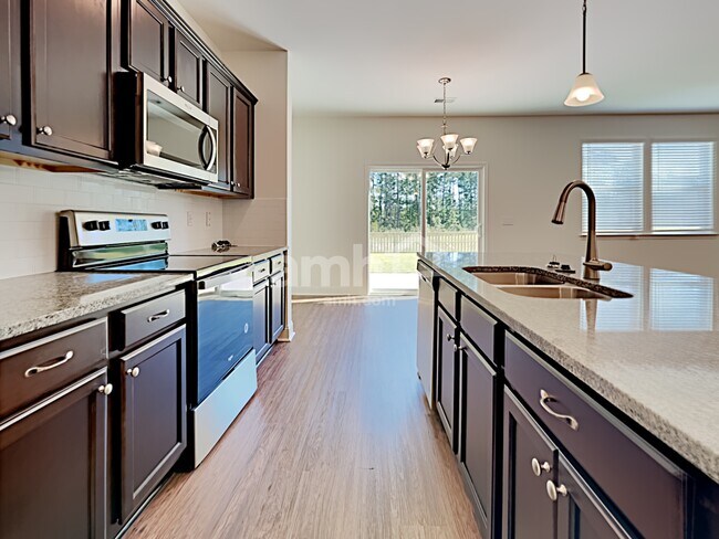 Building Photo - 292 Bering Lane