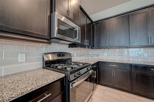 Building Photo - 2559 Terrace Point Dr