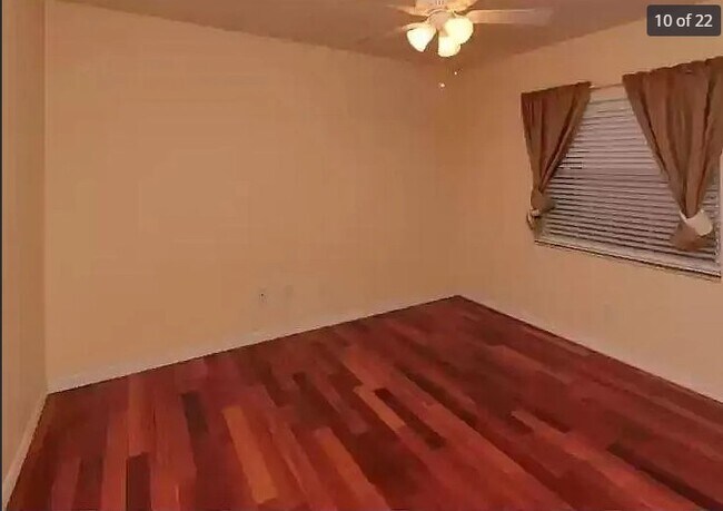 Building Photo - 4606 Cloverlawn Dr