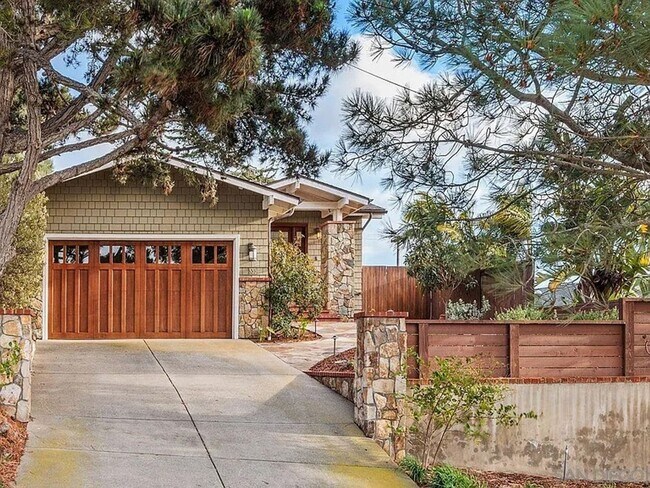 Building Photo - Ideal Location w/ Ocean Views - Perfect Spot for Del Mar Racing Season