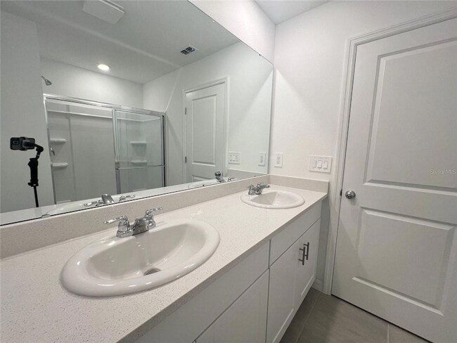Building Photo - 4740 Cloister St
