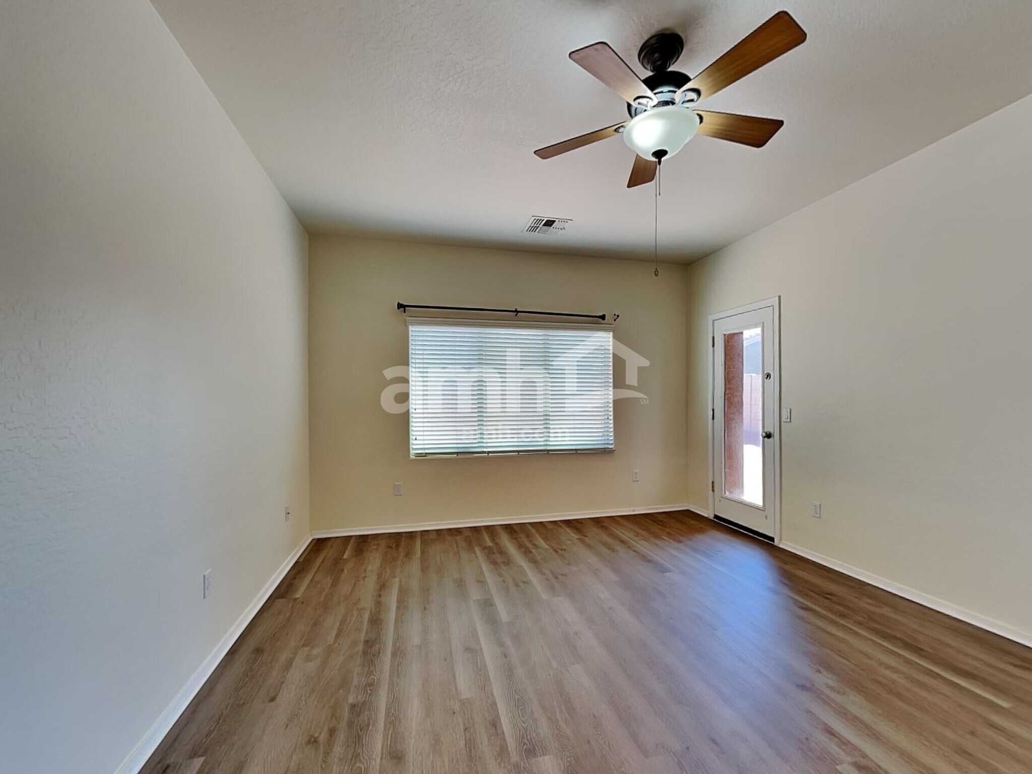 Building Photo - 16209 W Gelding Dr