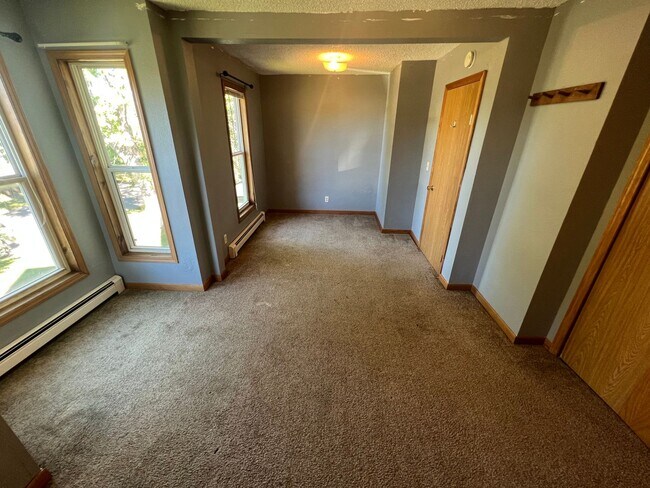 Building Photo - 2014 Banks Ave