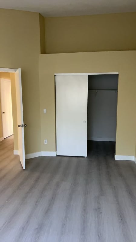 Building Photo - 5421 Governor Cir