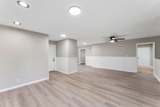 Building Photo - COMING SOON!! Charming 3-Bedroom Home with Spacious 2160 Sq Ft Layout in Independence, MO!