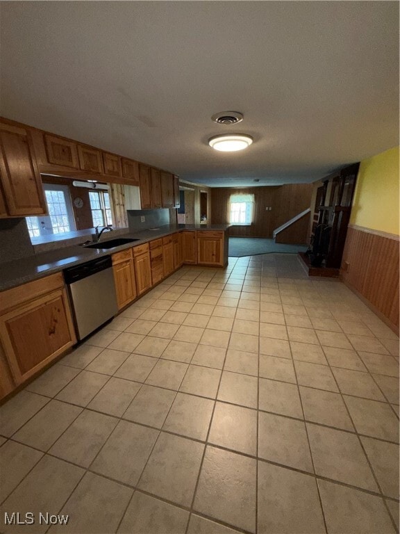 Building Photo - 8375 W Pike