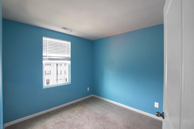 Building Photo - 902 Taybyn Rd