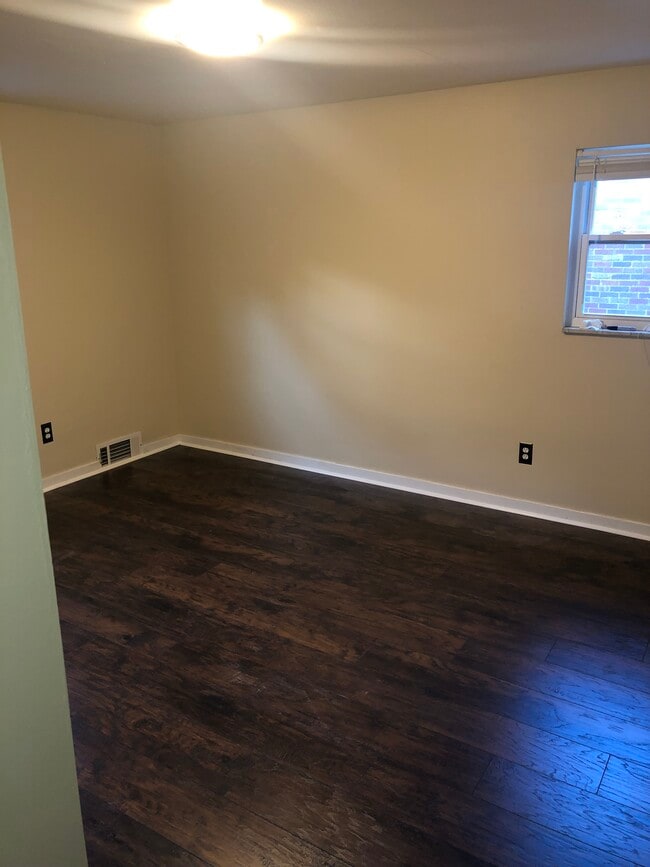 Building Photo - 222 Mt Lebanon Blvd