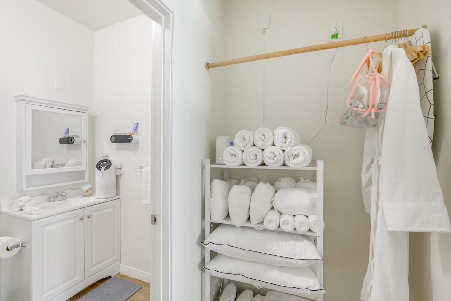 Building Photo - 2658-72 Broadway