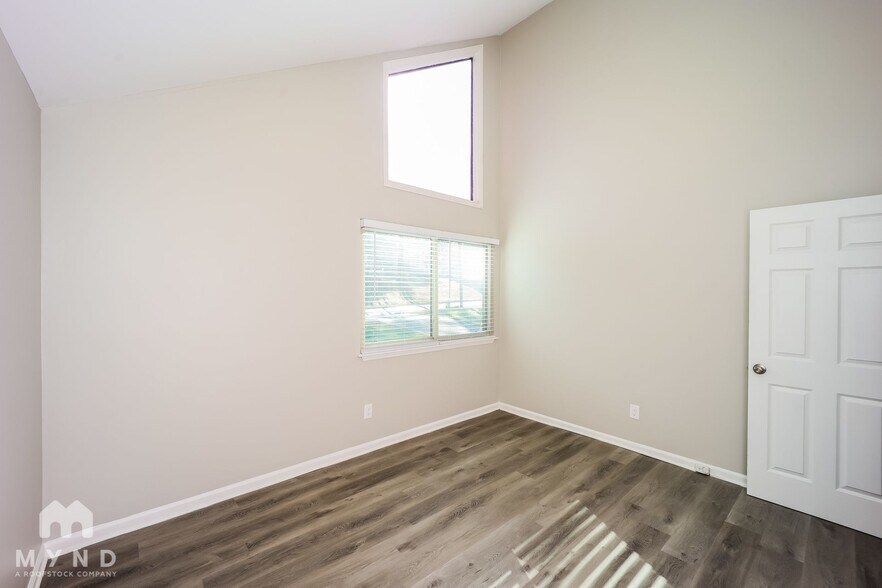 Building Photo - 4355 Valley Brook Ln SW