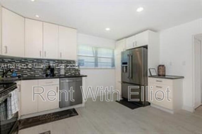 Building Photo - 201 Columbus Pkwy