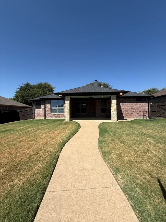 Building Photo - 1846 Sandpiper Dr