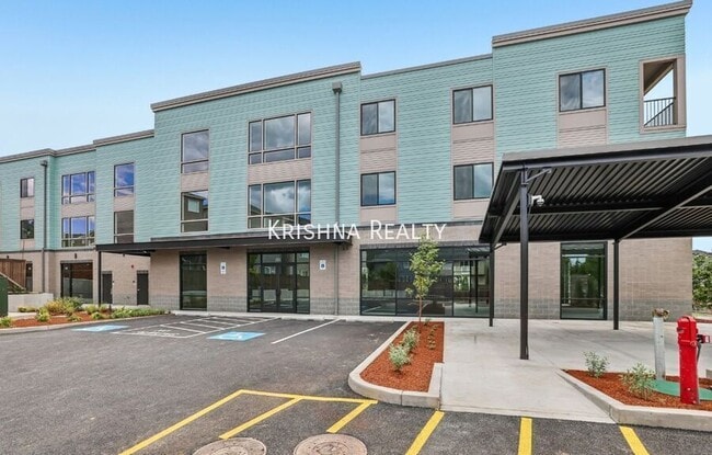 Building Photo - 7650 NW 170th Ave
