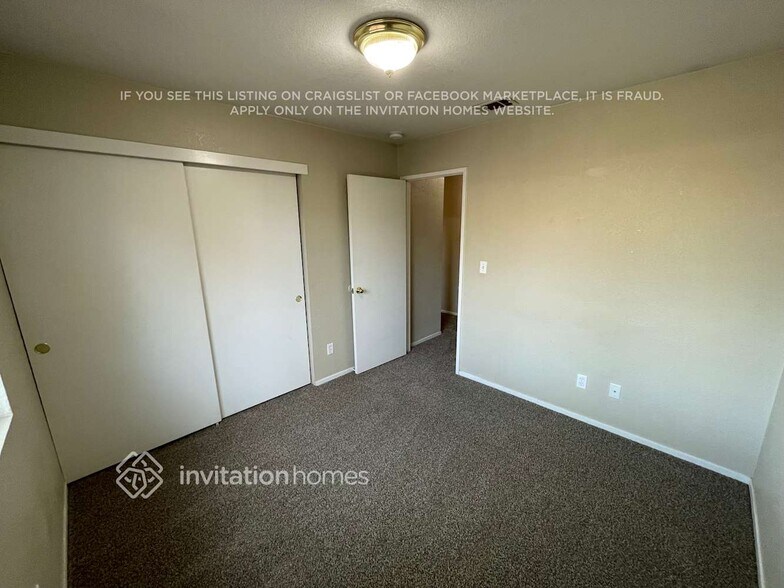Building Photo - 239 Sterling Grove Dr