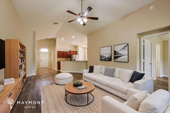 Building Photo - 353 Bella Rosa Cir