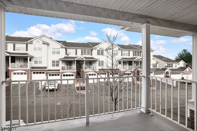 Building Photo - 215 Sheffield Ct