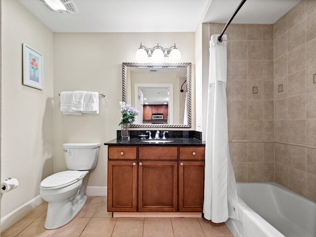 Building Photo - 1368 Centre Ct Ridge Dr