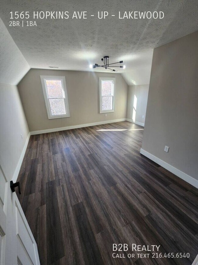 Building Photo - 1565 Hopkins Ave