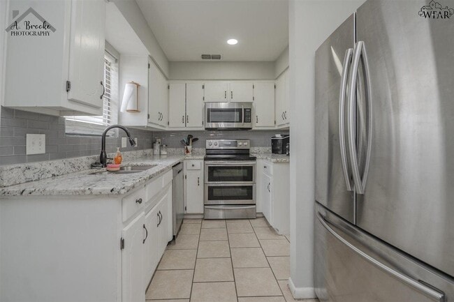 Building Photo - 4301 Edgehill
