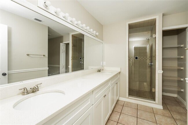 Building Photo - 2478 Pine Chase Cir