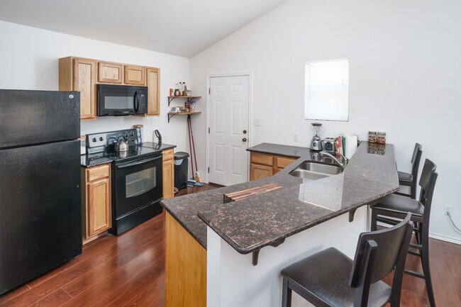 Building Photo - A slice of the Texas Hill Country - 1 Bedroom, 1 Bathroom with large back deck!