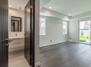 Building Photo - 205 S Irena Ave