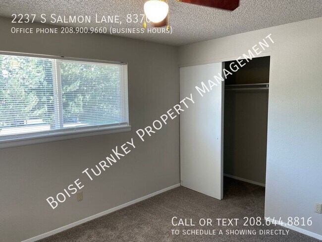 Building Photo - 2237 S Salmon Ln