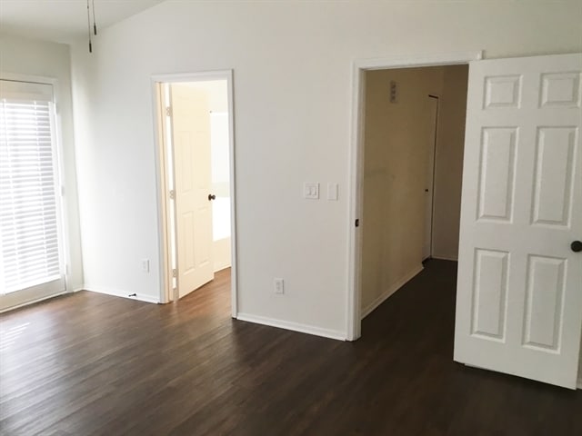 Building Photo - 15439 S 45th St