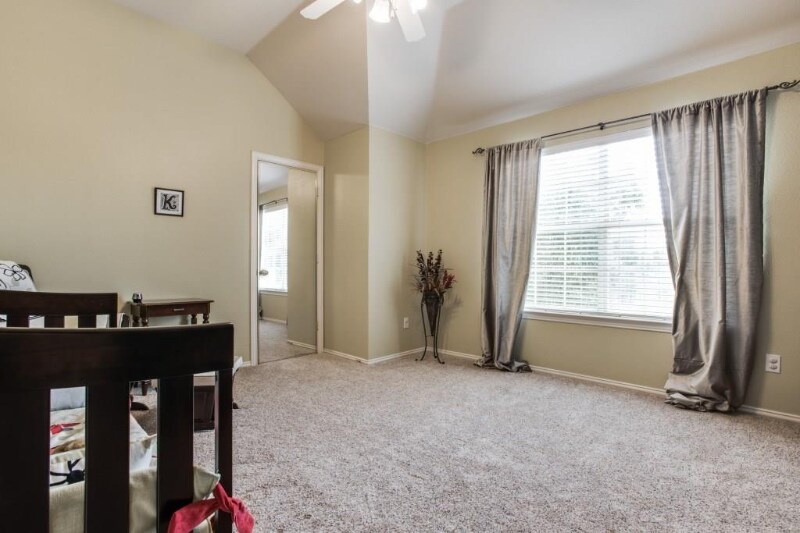 Building Photo - 5548 Rock Canyon Rd