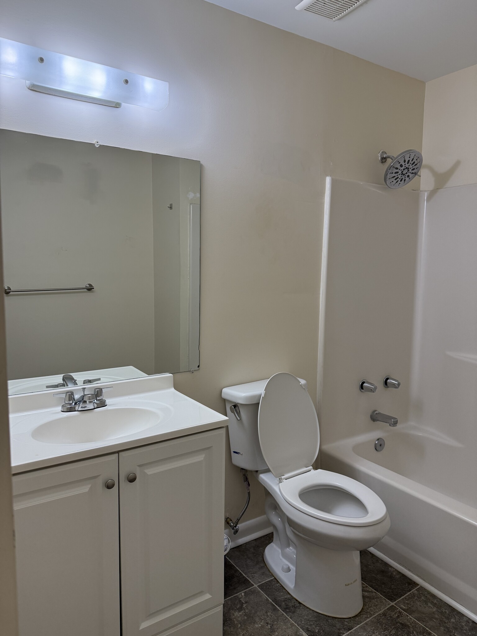 Private bathroom - 63 Riverchase Dr