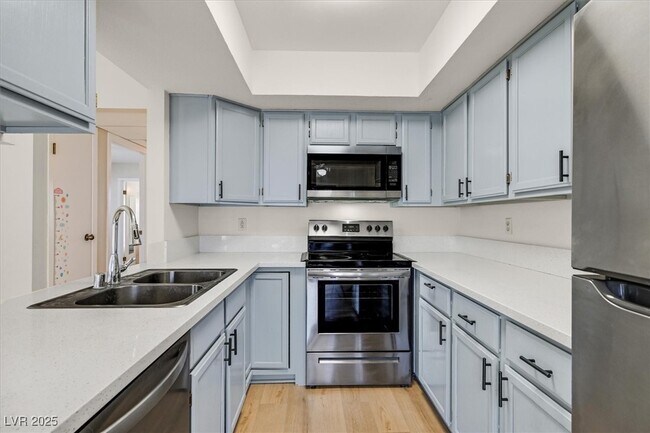 Building Photo - 5064 Jeffreys St