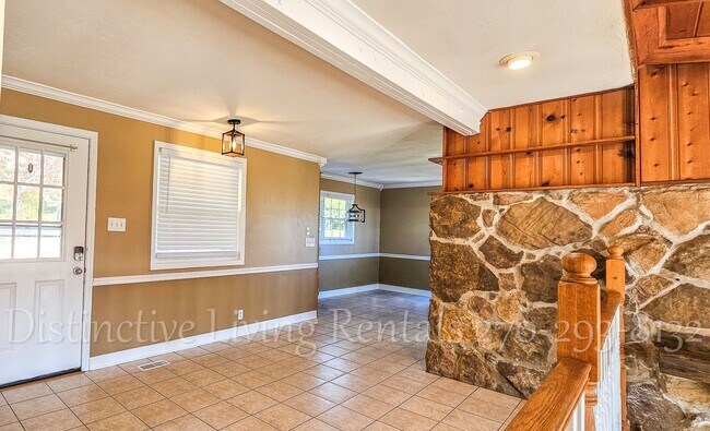 Building Photo - Stunning River & Mountain Views in South Pittsburg, Tennessee