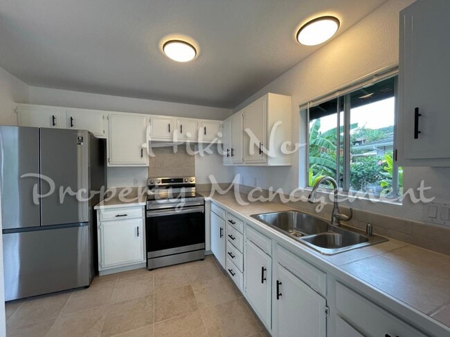 Building Photo - 73-4339 Iliili St