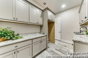 Building Photo - 108 Palomino Springs