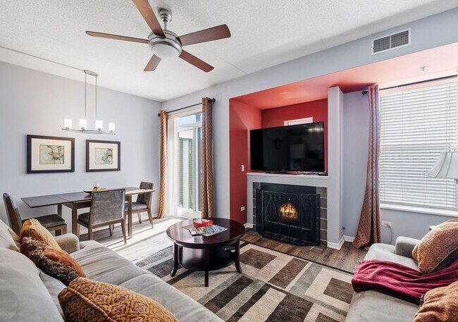 Building Photo - Bright & Spacious 2BR/2BA Condo with Covered Parking Near Train Station