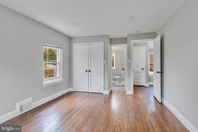 Building Photo - 2400 S Arlington Ridge Rd