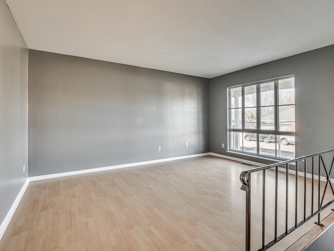 Building Photo - 2520 SW 68th St
