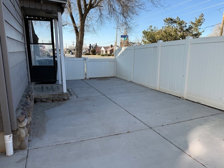 Building Photo - 3309 S 1620 E