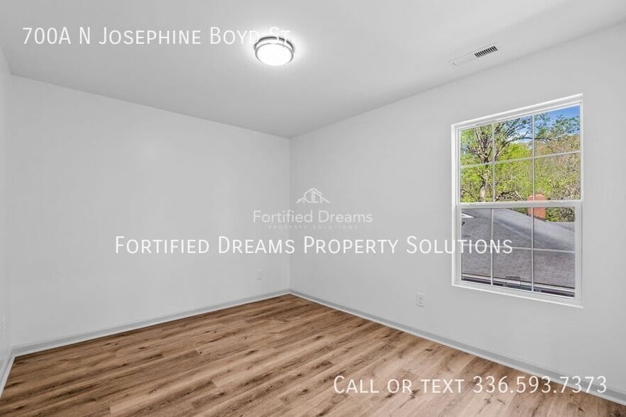 Building Photo - 700 N Josephine Boyd St